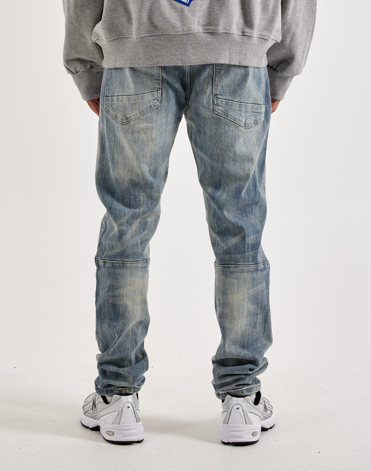 Smoke Rise Bleach Distressed Jeans